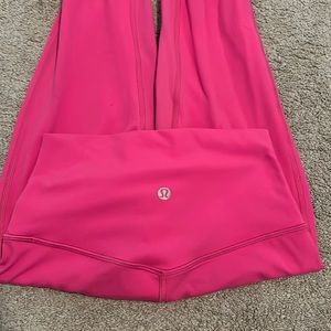 sonic pink, size 2, double lined, perfect contain lululemon leggings!